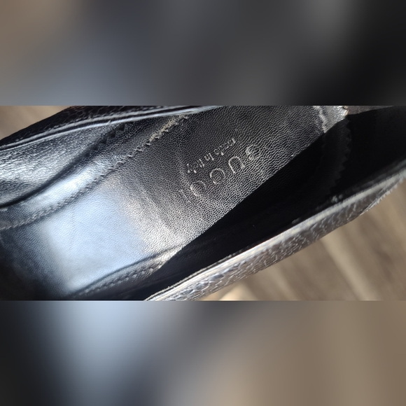 Gucci Snakeskin Black Heels - Picture 2 of 7